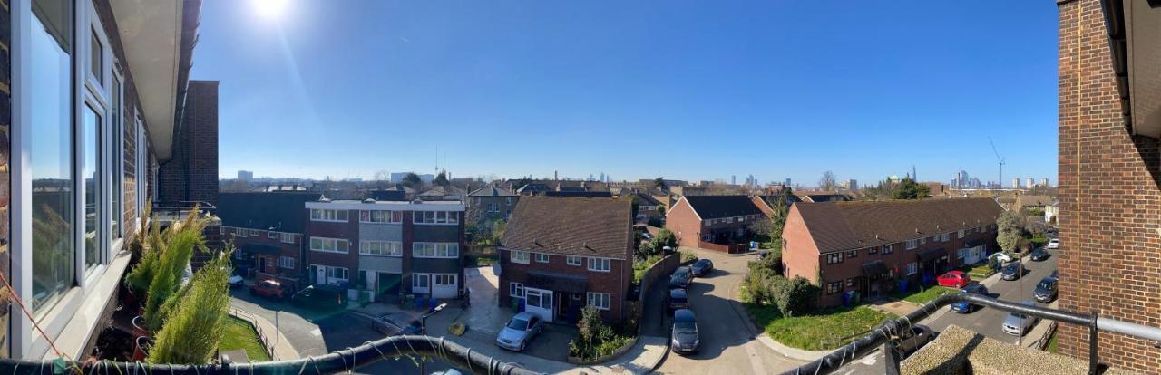 Bright, Spacious, Modern Interior Decor 2 Bedrooms Apartment With Amazing Views Londra Exterior foto