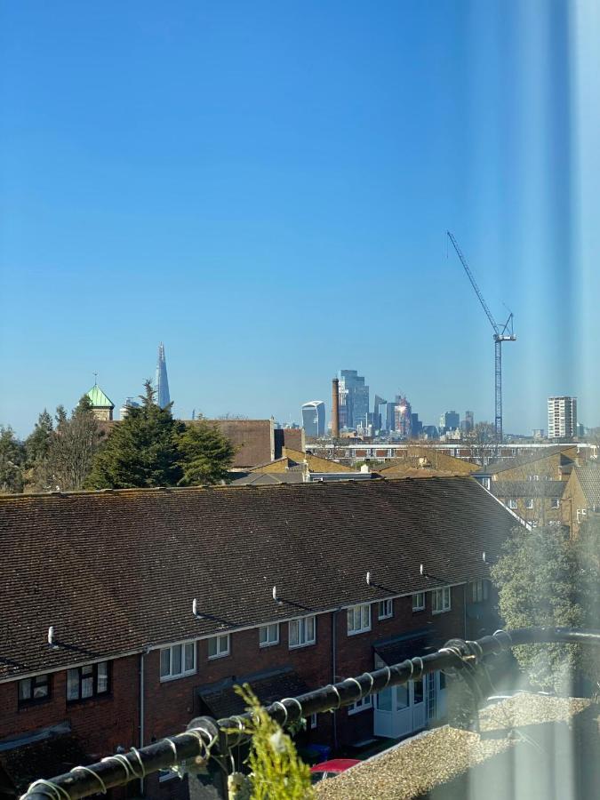 Bright, Spacious, Modern Interior Decor 2 Bedrooms Apartment With Amazing Views Londra Exterior foto