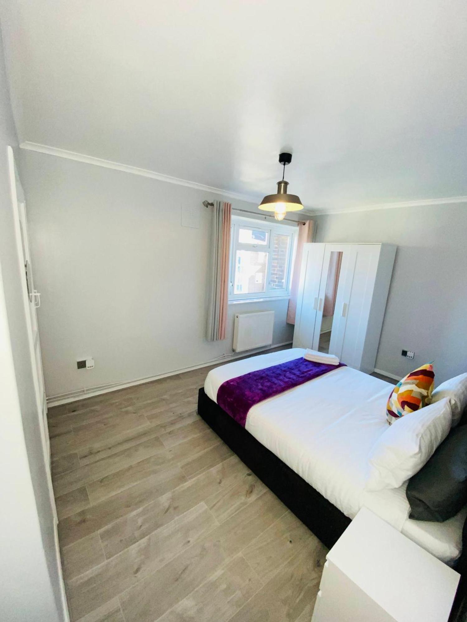 Bright, Spacious, Modern Interior Decor 2 Bedrooms Apartment With Amazing Views Londra Exterior foto