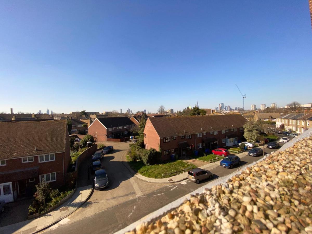 Bright, Spacious, Modern Interior Decor 2 Bedrooms Apartment With Amazing Views Londra Exterior foto